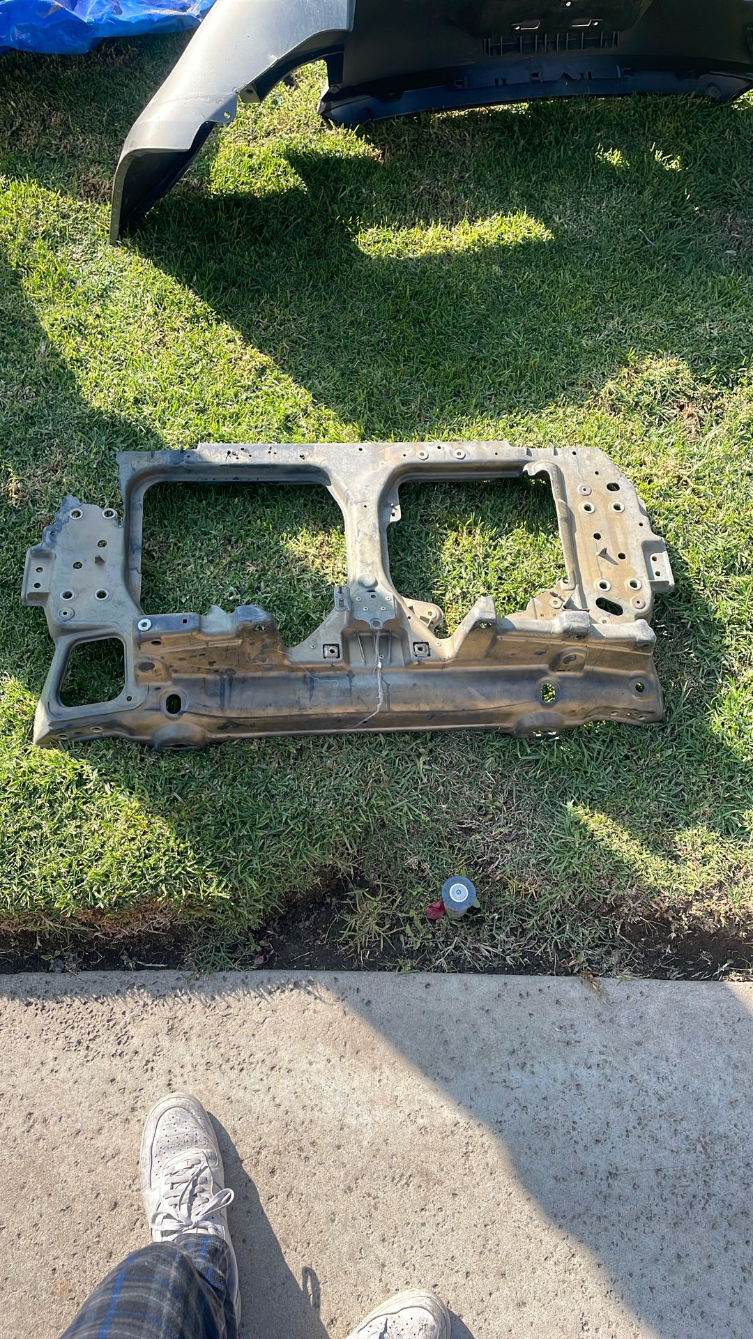 Radiator Support 350z