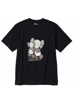 kaws x uniqlo graphic tee (asia sizing)