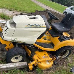 Cub Cadet Gt3200 Riding Mower 