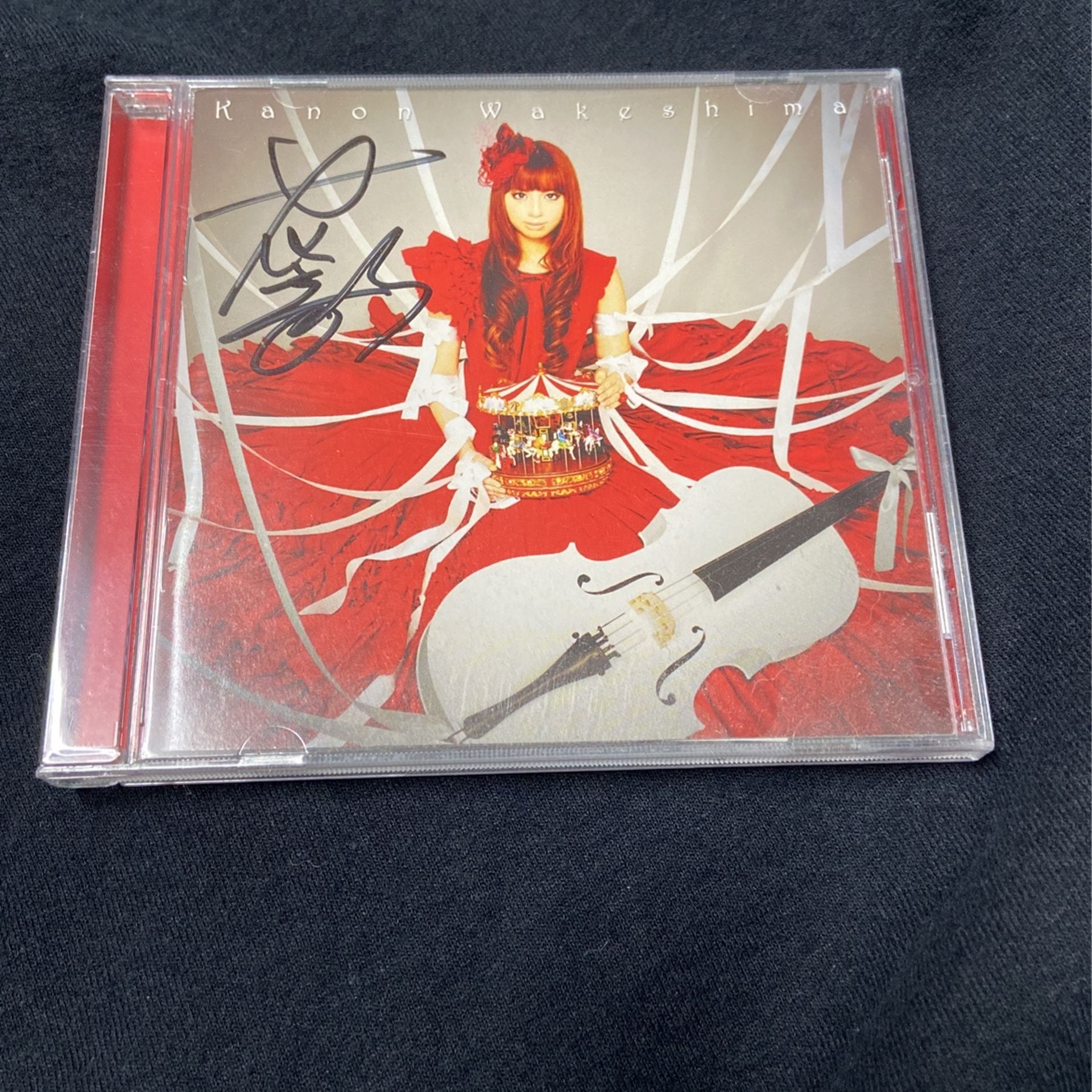 (SIGNED) Kanon Wakeshima - Shinshoku Dolce