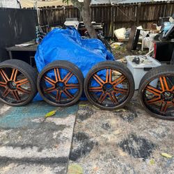 Set de Rines 24" con Llantas 275/25ZR24 - Patrón 5x4.5 (5x114.3)