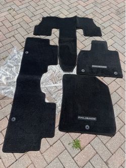New Hyundai Palisade carpet mat set