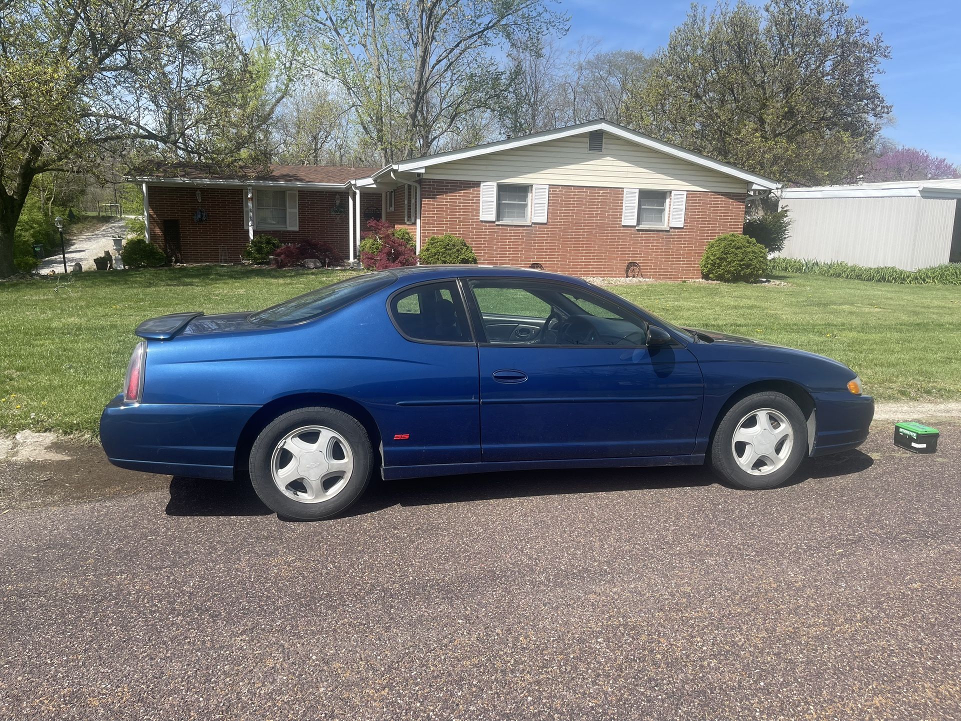 2004 Chevrolet Monte Carlo