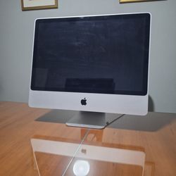 Apple iMac All-in-One Desktop Computer / no hard drive / Read details