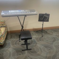 Yamaha You-235 Keyboard W Stand And Chair