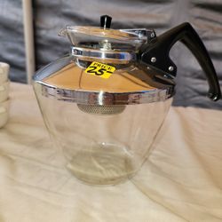 Pyrex 12 Cup