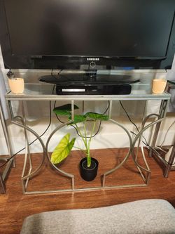 Table entry stand or tv stand