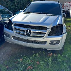 Mercedes GL450 GL550 Parts 