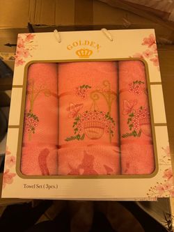 Golden 3-Piece Luxury Towel Set – Soft, Absorbent & Durable – Made in Turkey