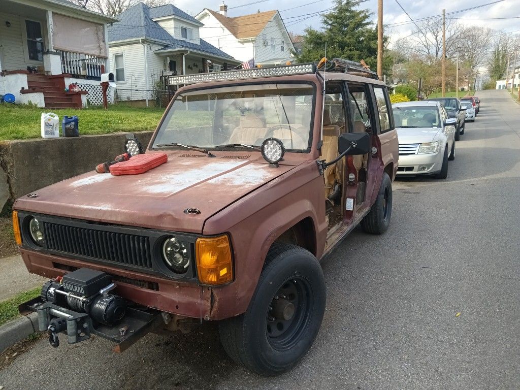 1986 Isuzu Trooper II