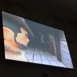 65 Inch Tv With Goovee Lights Attached 