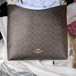 Coach Laurel Large Shoulder Bag In Signature Canvas