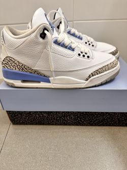 Jordan 3 UNC size 8