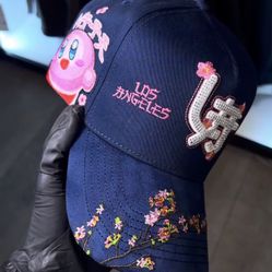 Dandy, Thirty One Hats