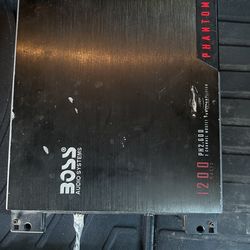 Boss 1200 watt amp