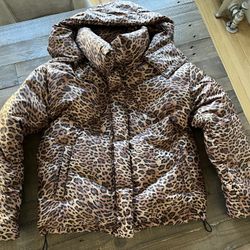 Women’s Sanctuary Leopard Print Winter Coat— Size M— Excellent Condition 