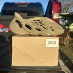 Adidas Yeezy Foam RNR 