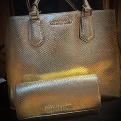 Golden Gem  Michael korrs