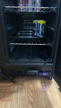summit free standing freezer