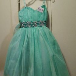Girl's Aqua Dress
