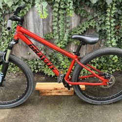 Gravity Dirt Jumper Bike 26 for Sale in Campbell CA OfferUp