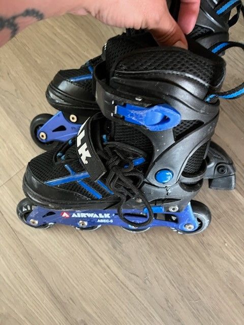 Boys Airwalk Rollar Blades