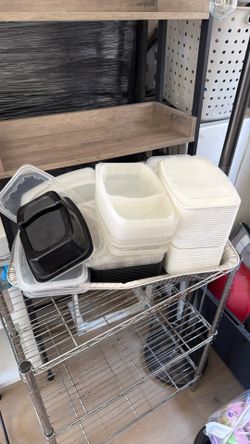 Plastic containers