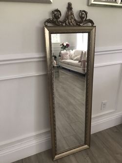 Floor mirror