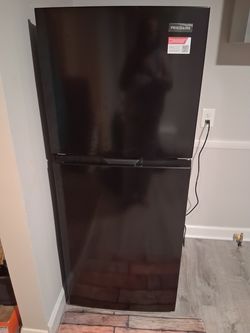 New Like Fridgediare  Apartment size