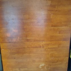 Dining Room Table And 6 Chairs