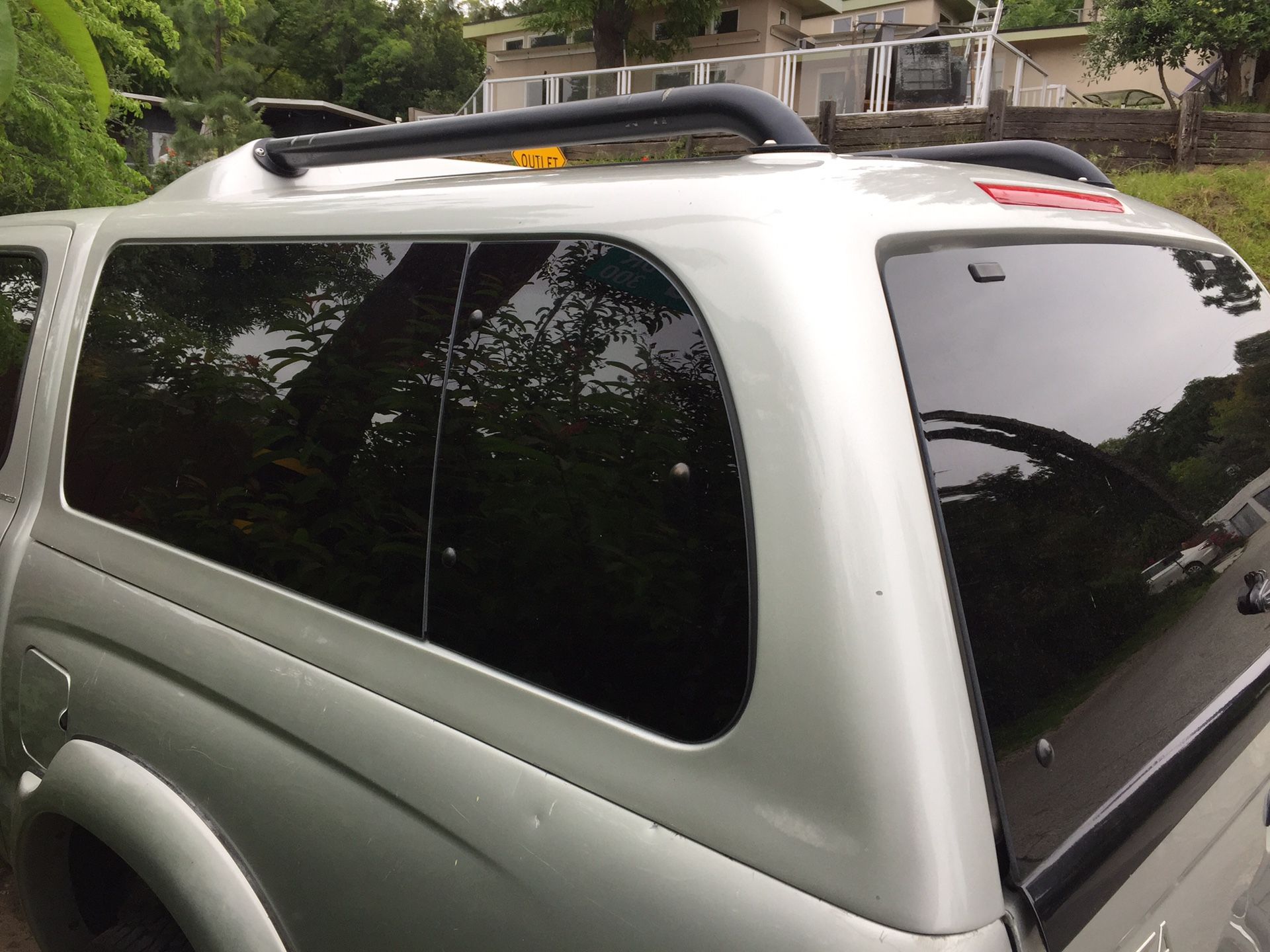 Snugtop Camper Shell Toyota 4door short bed 2001 2002 2003 2004