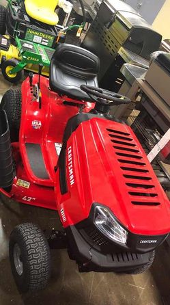 Brand New CRAFTSMAN T110 17.5-HP Manual/Gear 42-in Riding Lawn Mower with Mulching Capability LRT
