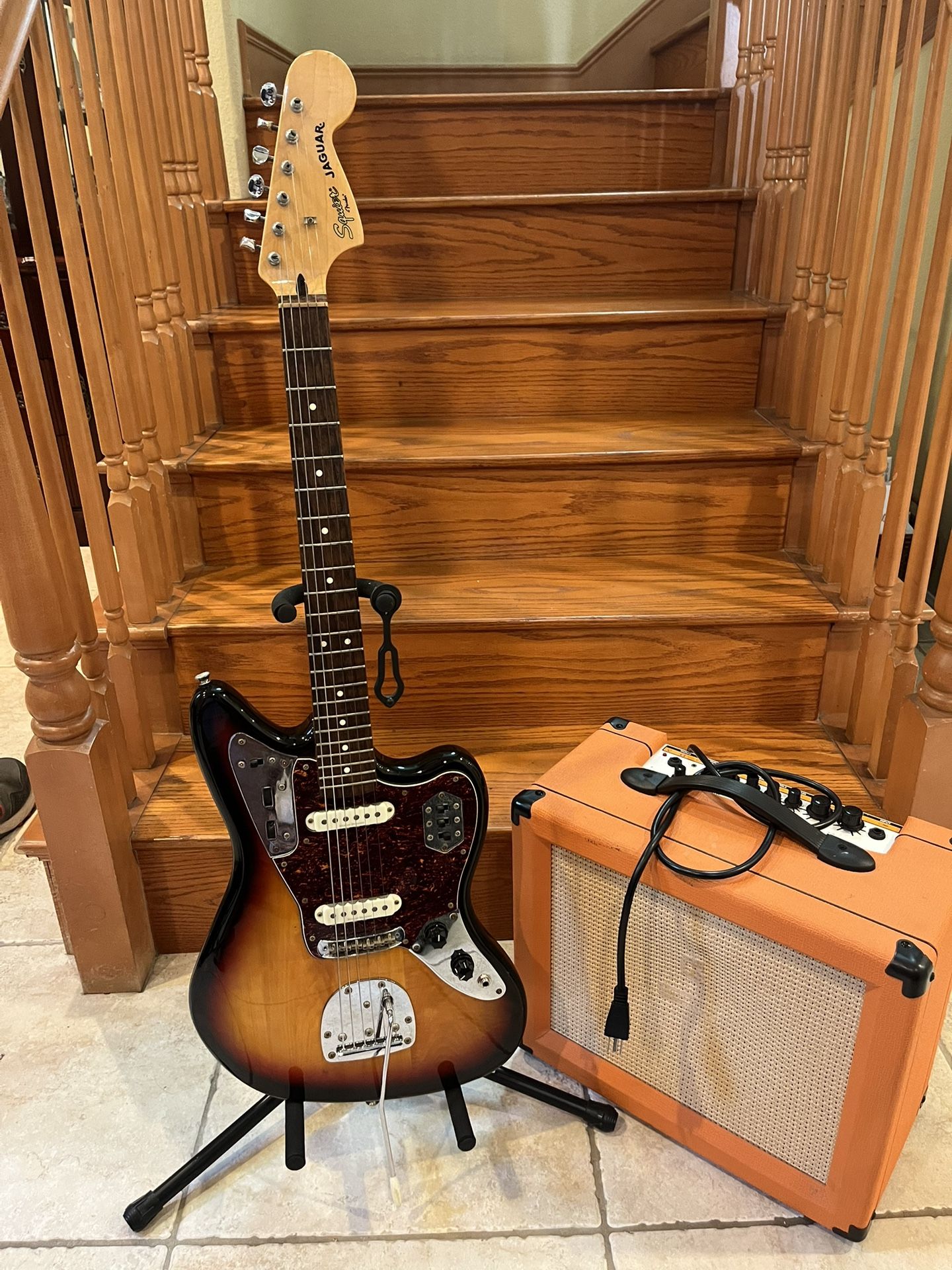 Squier Classic Vibe Jaguar W/ Orange Crush 35RT Guitar Amp