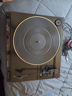 Kenwood Turntable