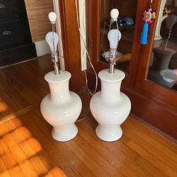 Pair of Modern Glossy White Ceramic Table Lamp Bases (No Shades)$15 For The Pair