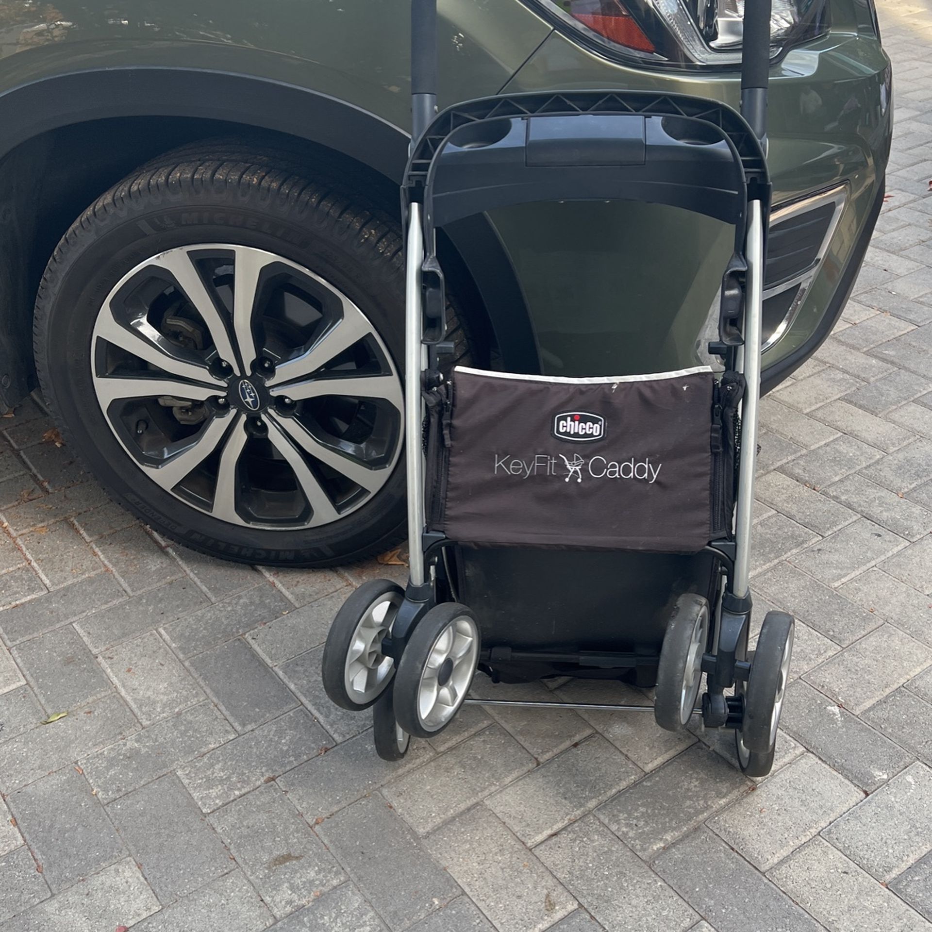 Chicco Car Seat Caddy