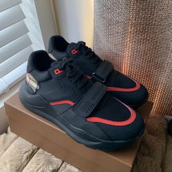 Burberry Black Shoe 