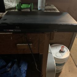 Samsung DVD Player With Remote