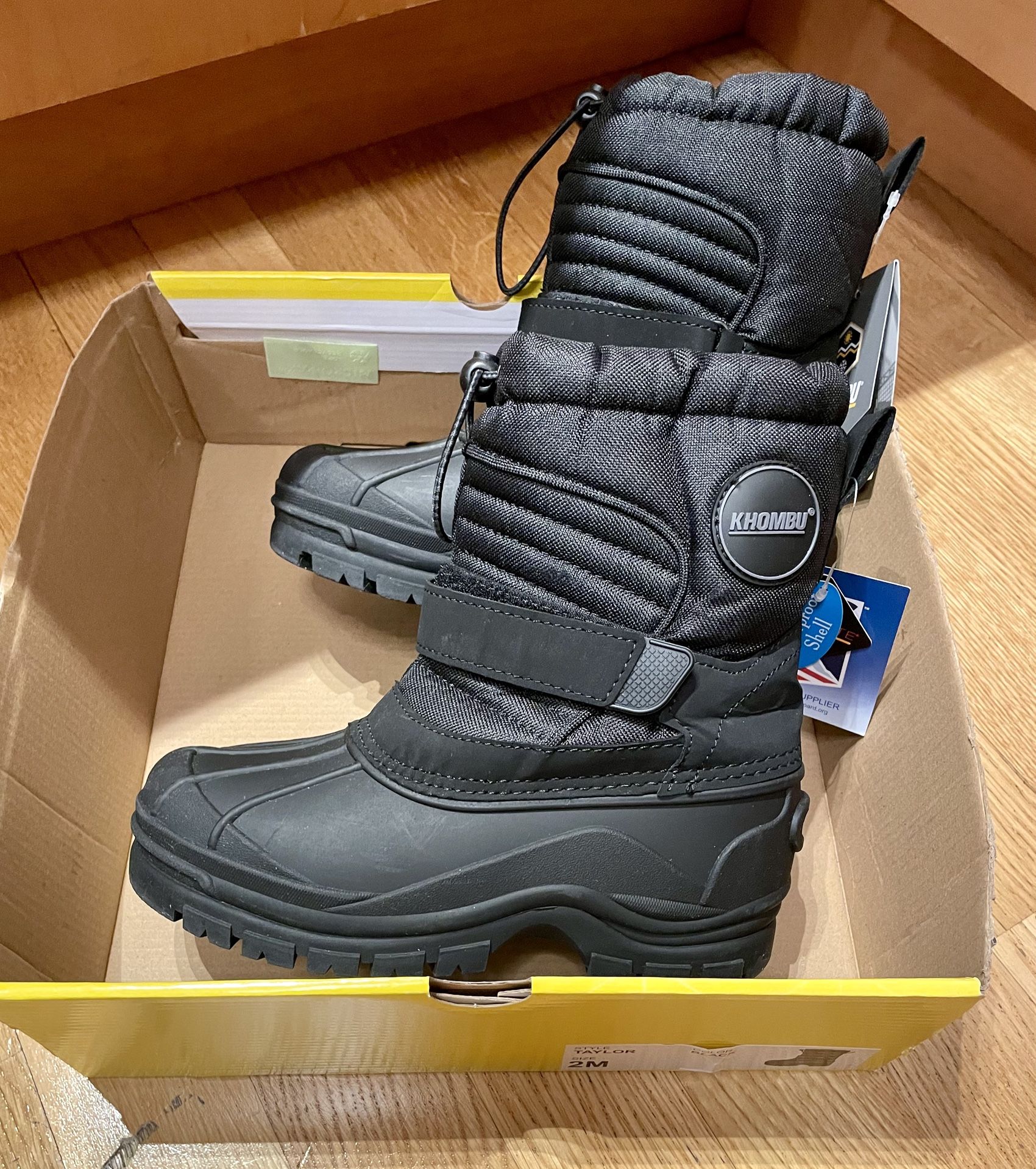 NEW Khombu Black Boys Winter Snow Boots, Big Kids Size 2