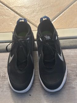 Nike Black Low-Top Sneakers