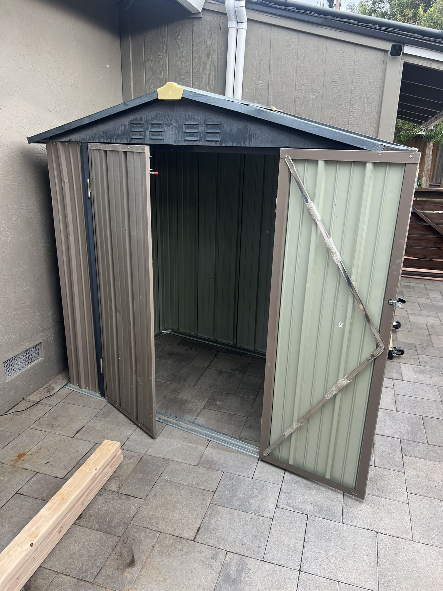  Small Shed