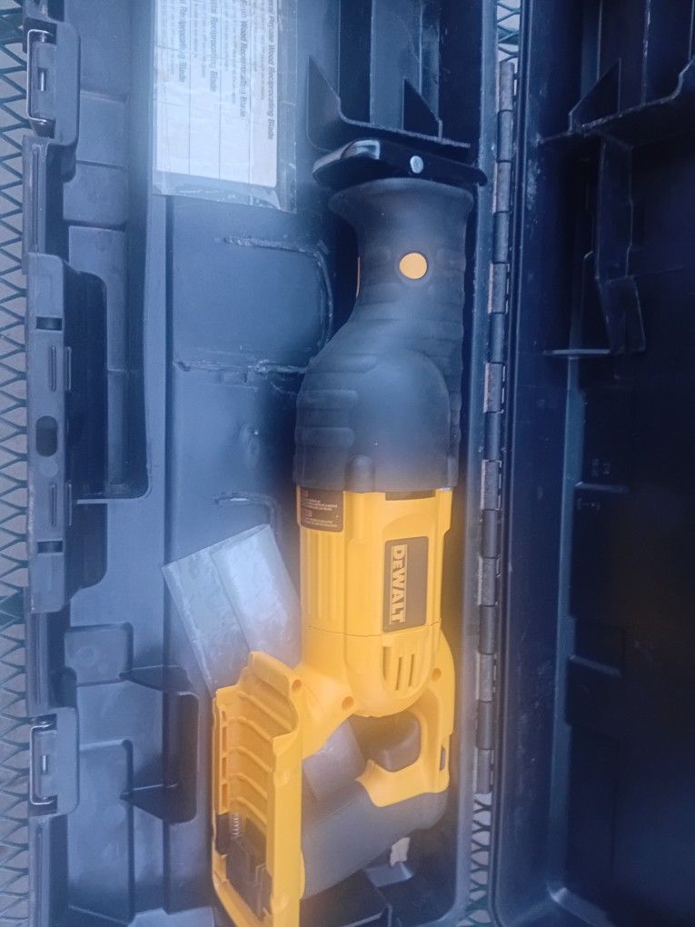 Dewalt