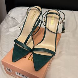 Miss Lola Green Heels