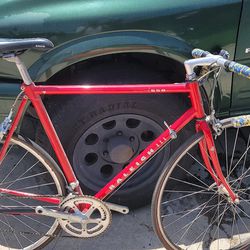 Raleigh Vintage Road Bike RT550