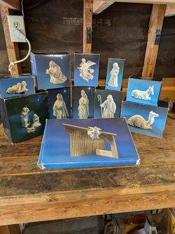 Vintage Avon Nativity set