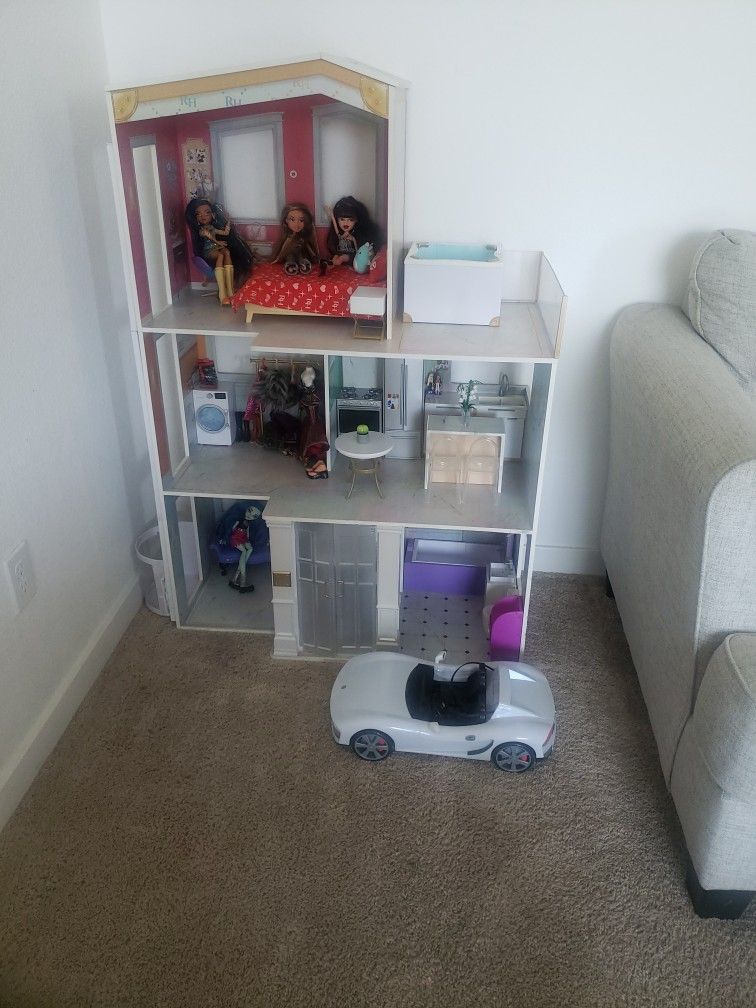Rainbow High Doll House/Car + Dolls