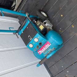 Makita Air Compressor 