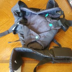 Infantino Baby Carrier 