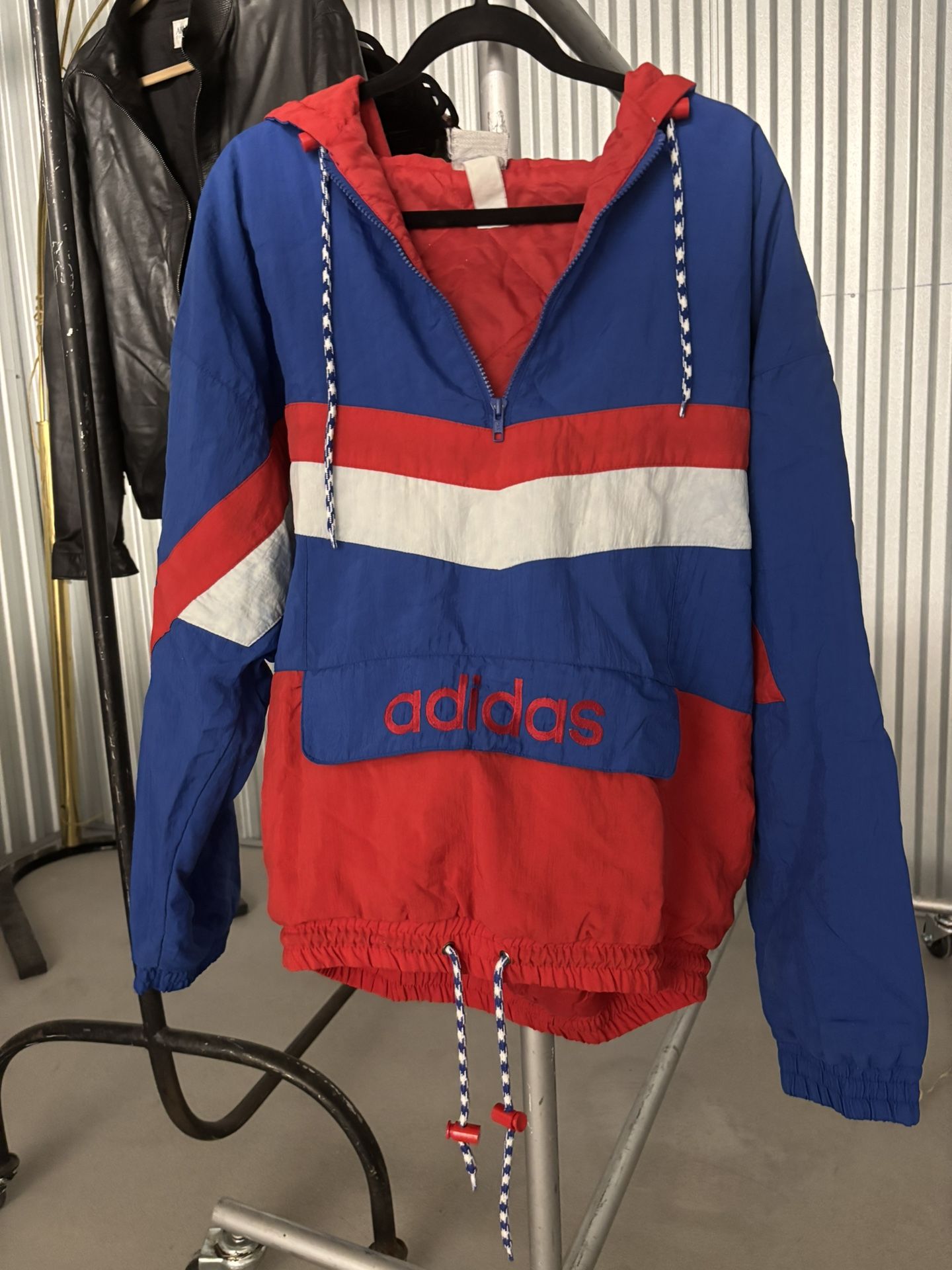 Adidas vintage windbreaker 1990s excellent condition size large
