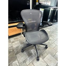 ON SALE! Herman Miller Aeron Remastered High End Ergonomic Office Chair SIZE B ONLY